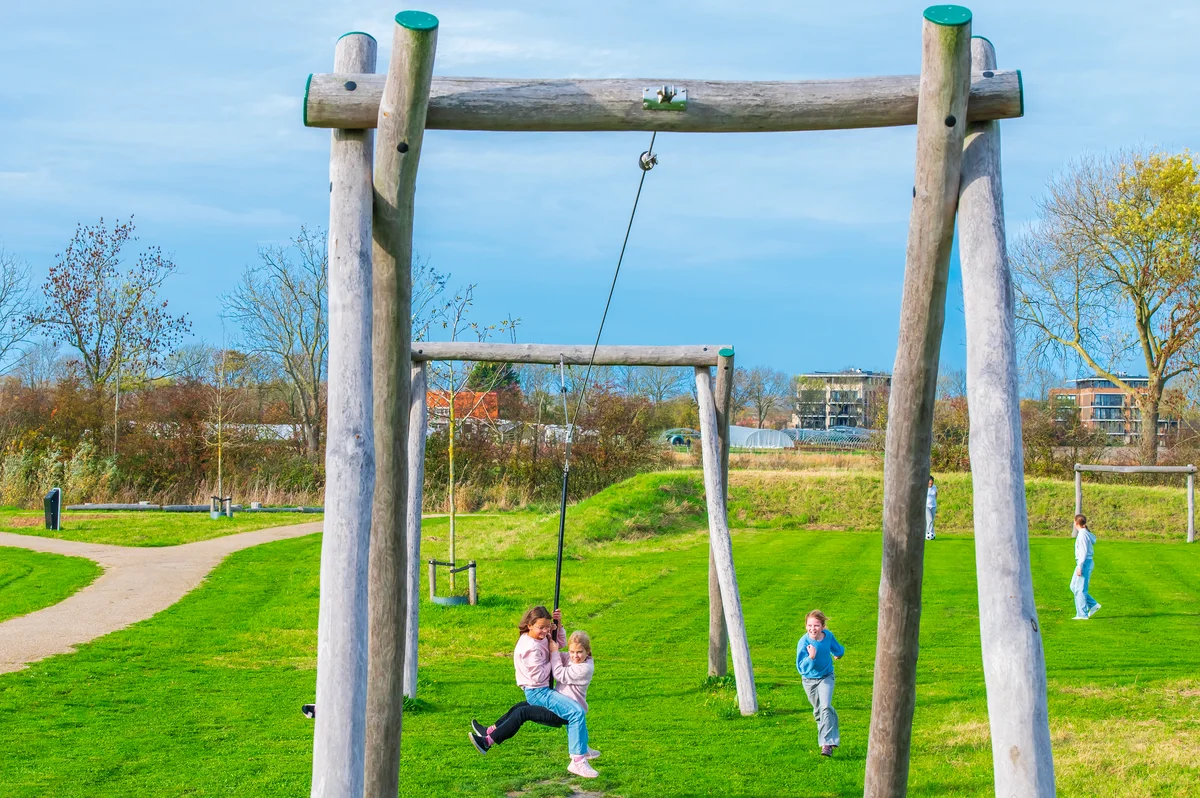 Kindvriendelijke wijk met verspreide (groene) speelplekken & voorzieningen op loop- en fietsafstand